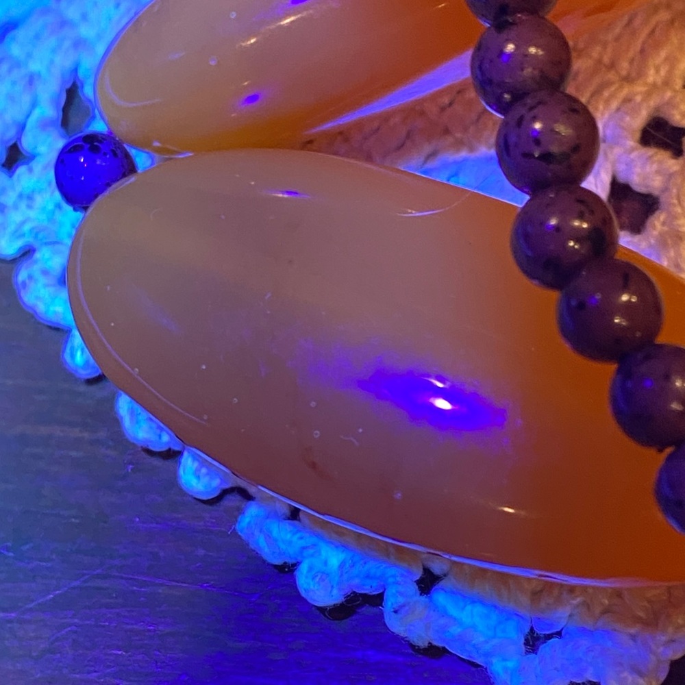 Vintage Amber and Brown Beaded Necklace - Picture 10 of 10